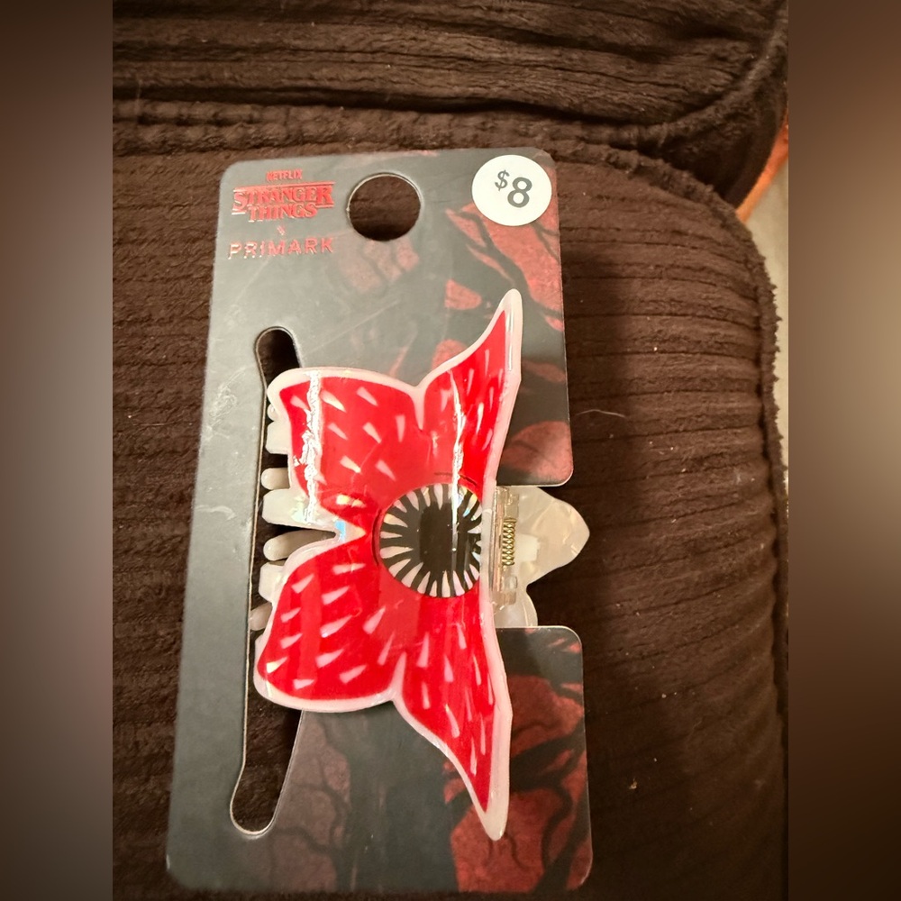 Primark Red and Black Flower Claw Hair Clip